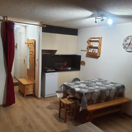 Le Paillaret Pied Des Pistes Besse-et-Saint-Anastaise